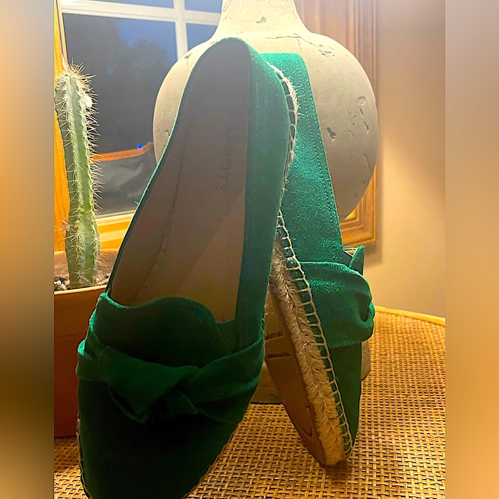 Paradise Green Espadrilles 9.5